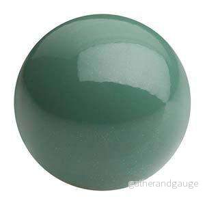 Preciosa Pearl Round – Sage 4 mm, 1 sträng