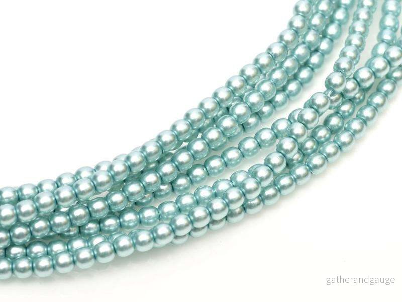 Tjeckiska vaxade glaspärlor – Shiny Celeste 6 mm, 1 sträng Tjeckiska vaxade glaspärlor – Shiny Celeste 6 mm, 1 sträng
