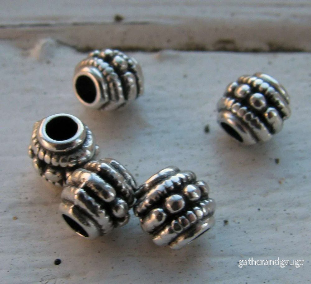 Mellandel Silverpläterad - Rund med Prickrand 6 mm, 5-pack