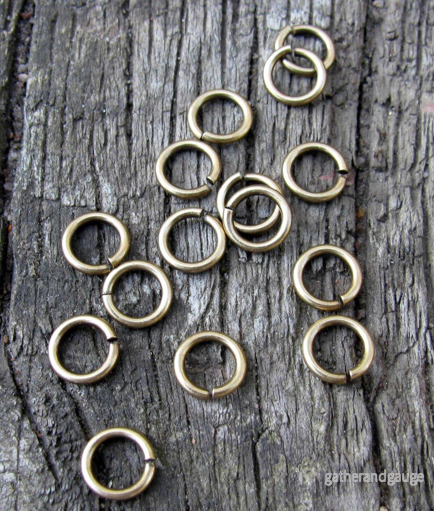 Bindringar Bronsfärgade - 7,5x1,2mm 20-pack