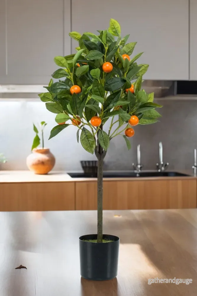 Apelsinträd konstgjord växt – h75cm, Ø12cm Apelsinträd konstgjord växt – h75cm, Ø12cm