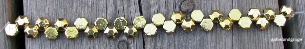 Honeycomb Jewel – Full Amber 6mm, 1 sträng