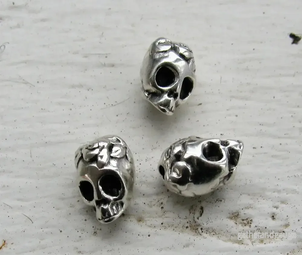 Mellandel Silverfärgad – Döskalle med Blomma, 3-pack