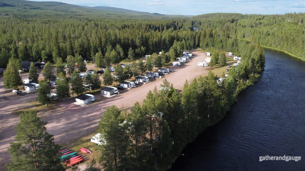 Campingplats för husvagn/husbil vår/sommar/höst Campingplats för husvagn/husbil vår/sommar/höst
