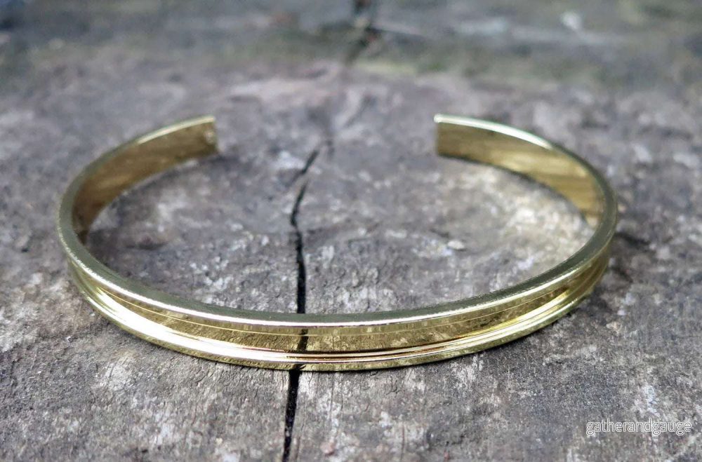 Armbandsstomme Guldfärgad - Breda platta band 3mm, 1 Styck