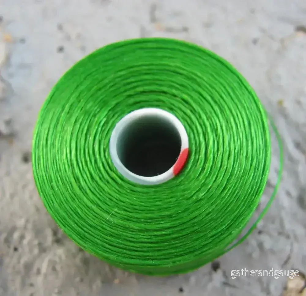 S-Lon Bead thread – Green, Storlek D, 1 Rulle S-Lon Bead thread – Green, Storlek D, 1 Rulle