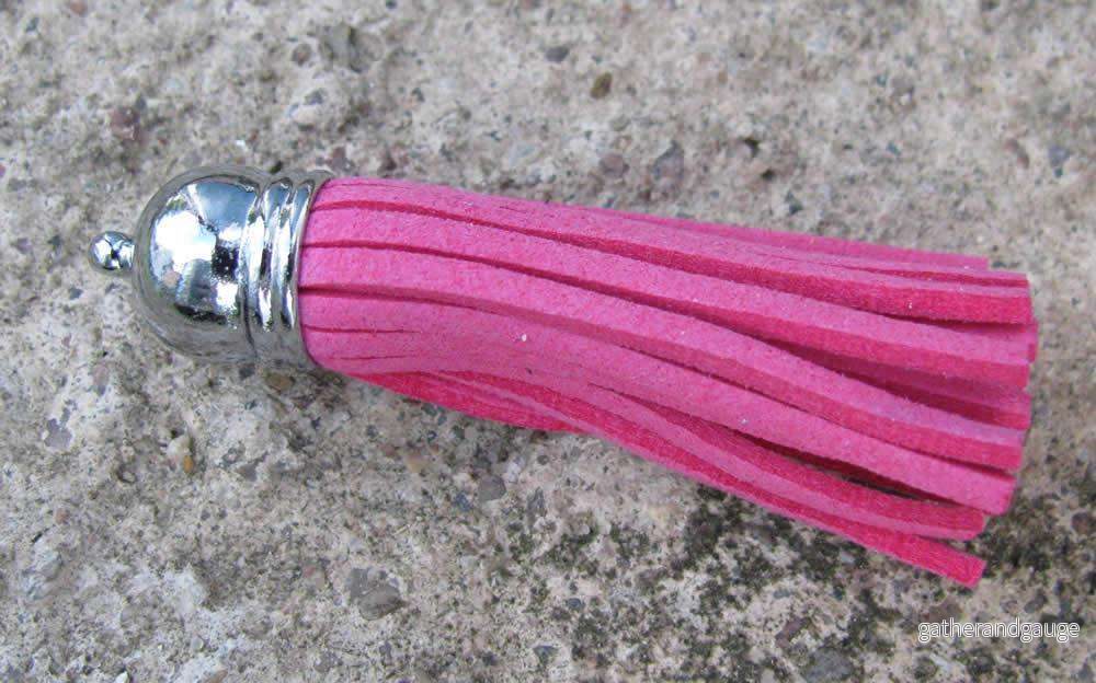 Hänge tassel - Moccaimitation, Mörkrosa 36mm, 1 styck - Bild 2