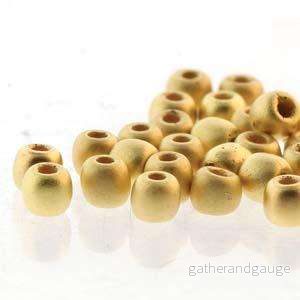 Tjeckiska Druk (Runda) – 24K Brush Gold Plate True 2mm, 600-pack