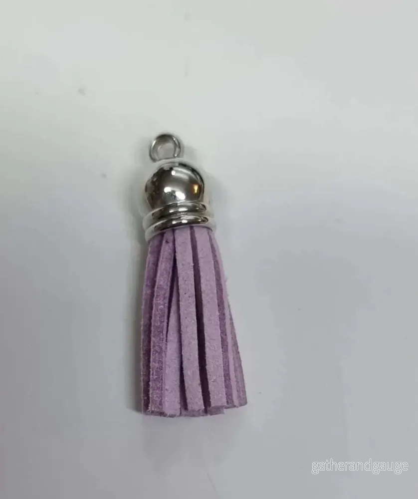 Hänge tassel - Moccaimitation, Ljuslila 36mm, 1 pack
