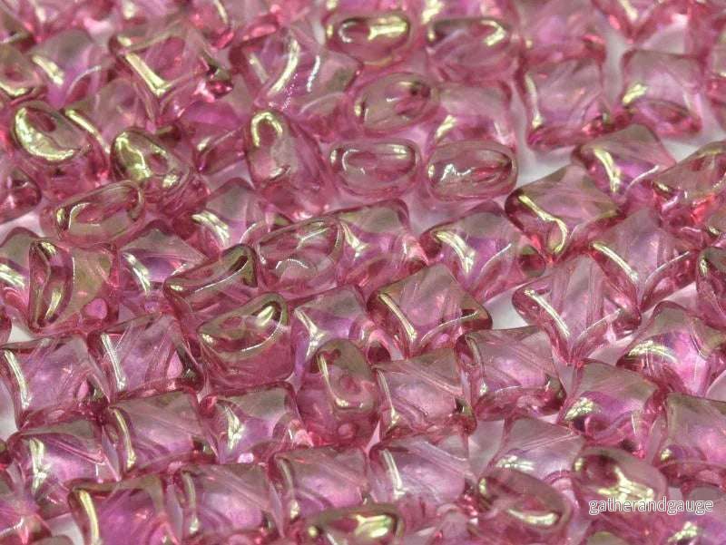 Wibeduo® - Crystal Red Luster 8x8mm, 15-pack