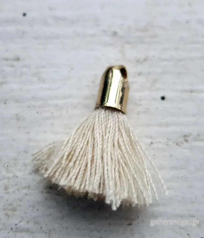 Bomullstofs - Beige / Guld 18mm, 1 styck