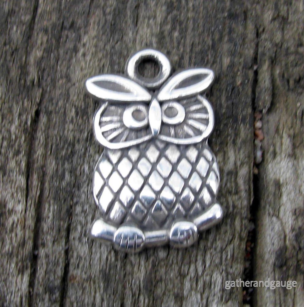 Berlock Silverfärgad - Uggla 19x14mm 1 styck