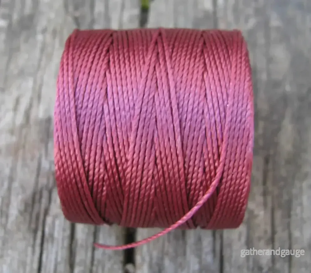 S- Lon bead cord – Wine, 1 rulle