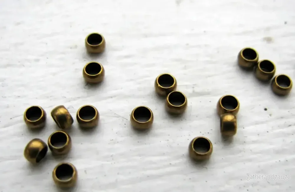Klämpärlor - Bronsfärgade 3 mm, 50-pack - Bild 2