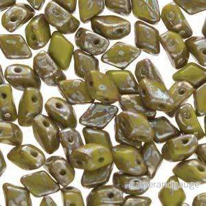 Matubo Mini Gemduo - Opaque Green Rembrandt 6x4mm, 5 gram