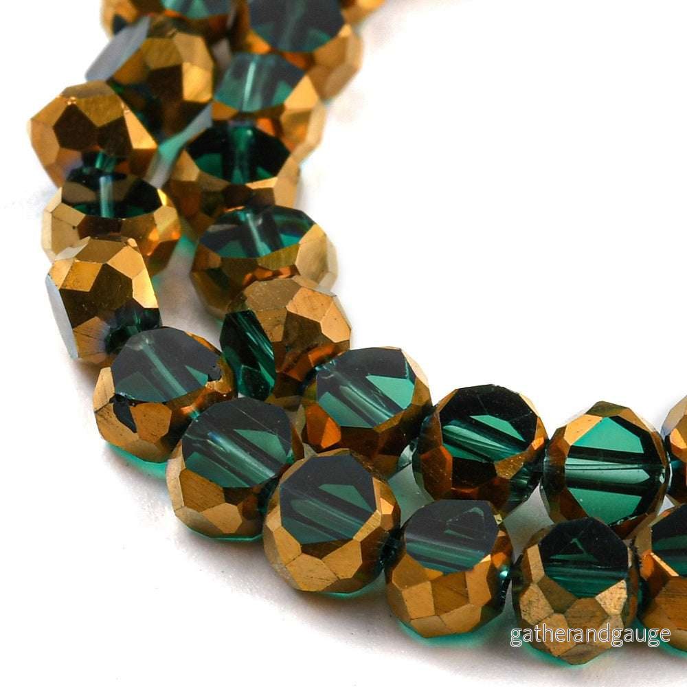 Glaspärlor platta runda facetterade – Sea green med guld kant 4mm 1 sträng Glaspärlor platta runda facetterade – Sea green med guld kant 4mm 1 sträng