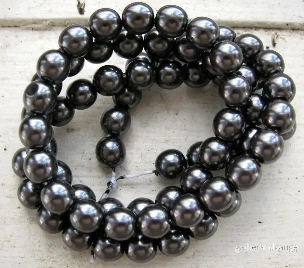 Tjeckiska vaxade glaspärlor - Hematite 8mm, 1 sträng - Bild 2