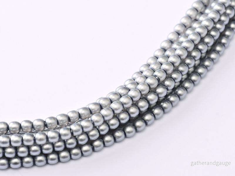 Tjeckiska Vaxade Glaspärlor – Matted Grey Satin 3mm, 1 sträng