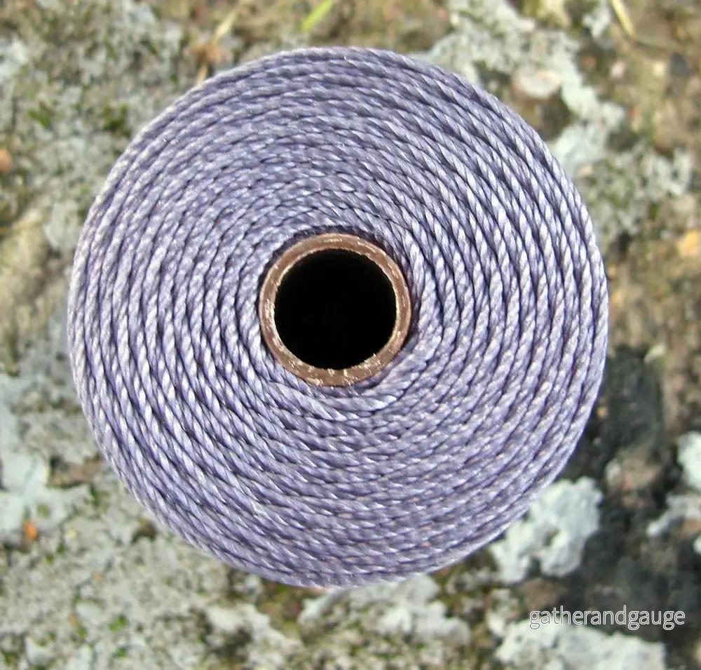 S- Lon bead cord – Lilac, 1 rulle S- Lon bead cord – Lilac, 1 rulle