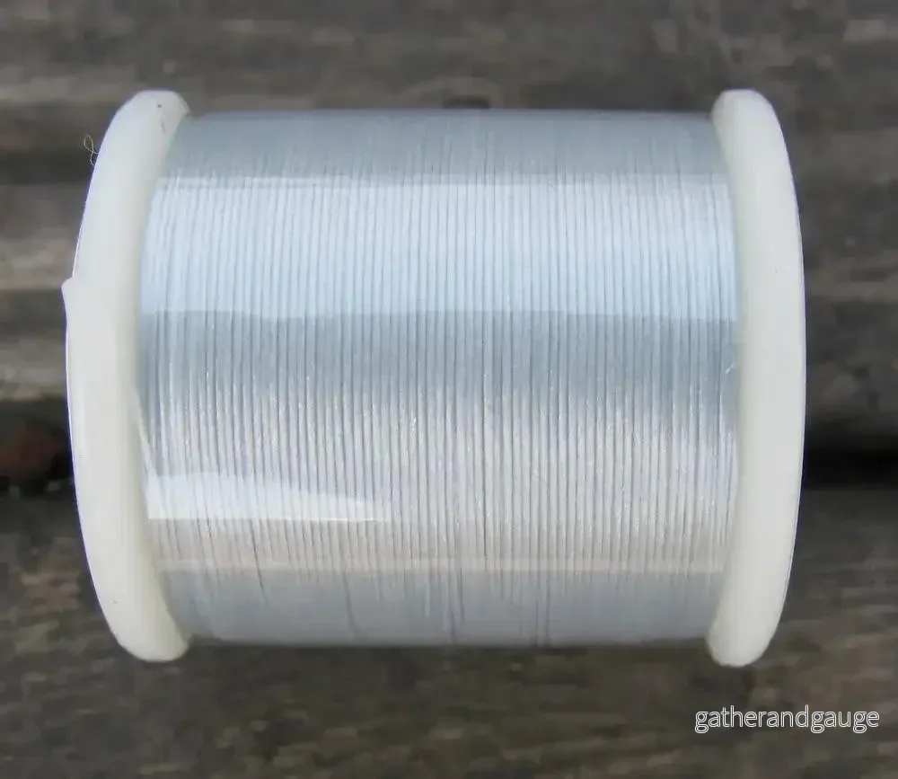 K.O pärltråd – Light Grey, 1 rulle K.O pärltråd – Light Grey, 1 rulle