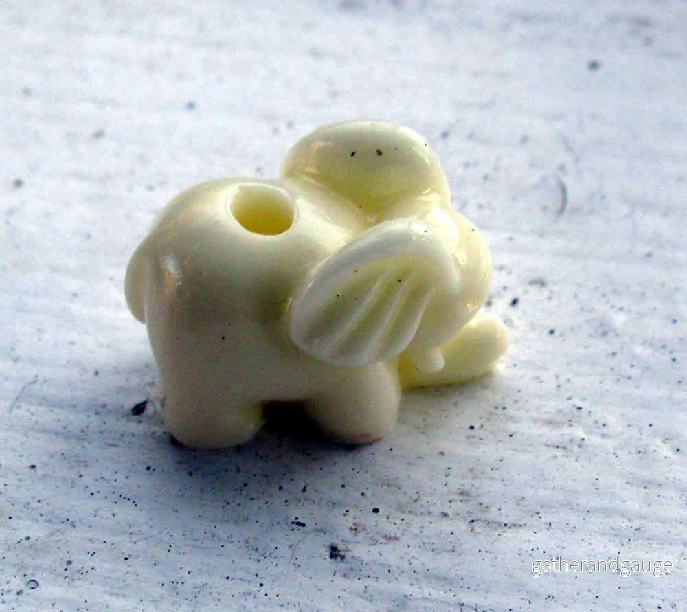 Imiterad Korall Elefant - Ivory 1 styck