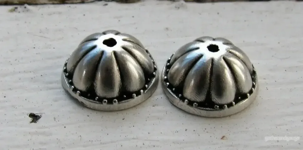 Pärlhattar Silverfärgade - Större Blomma, 13mm 2-pack - Bild 2