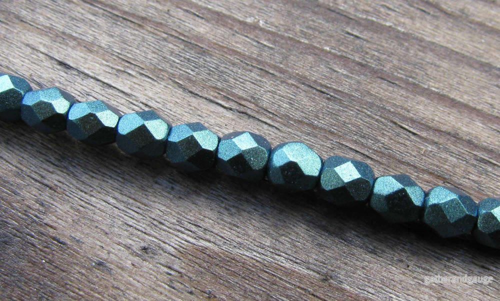 Tjeckiska Firepolish - Polychrome Viridian 4 mm, 1 sträng - Bild 2