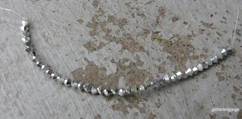 Tjeckiska MC Bicone - Crystal Labrador Full 3 mm, 1 sträng - Bild 2