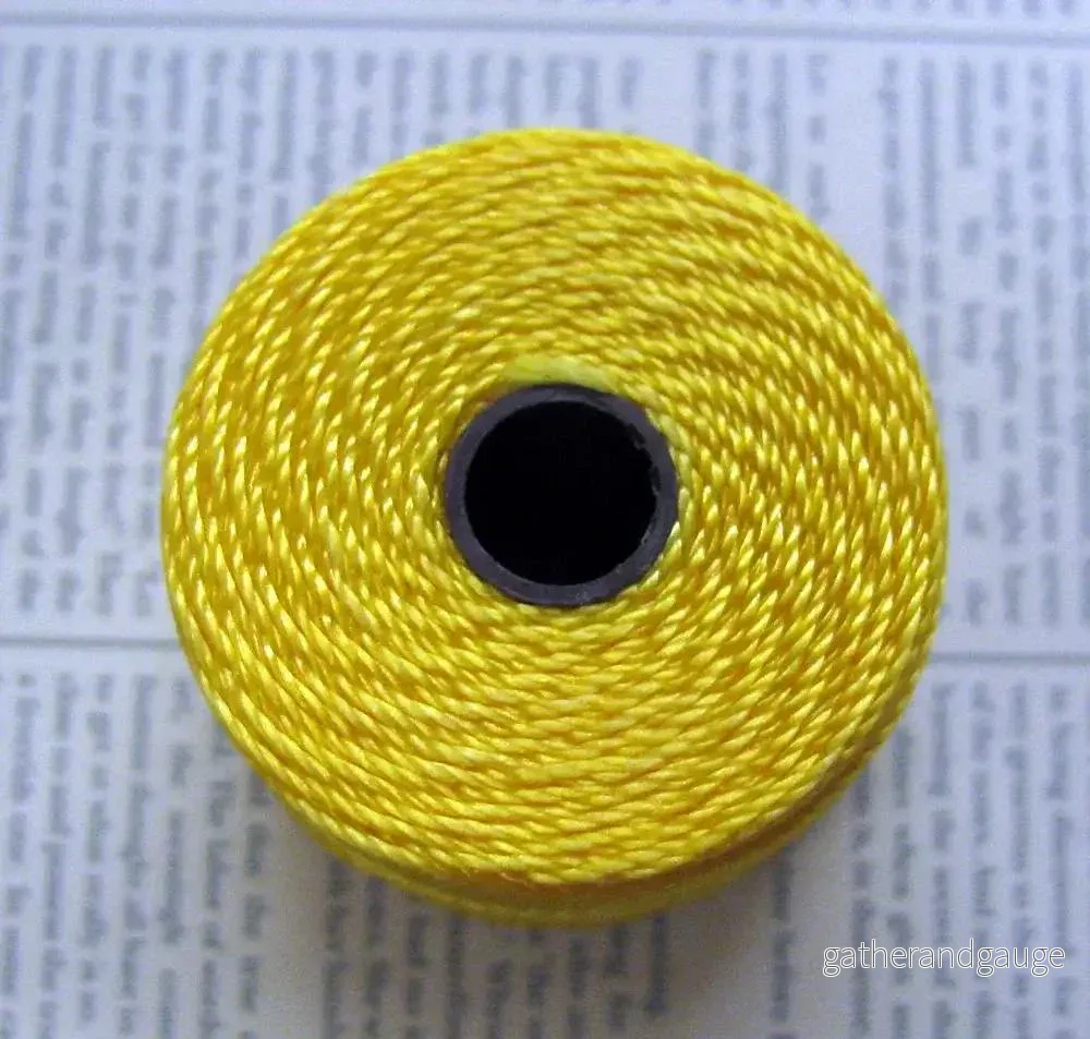 S-Lon Bead Cord - Golden Yellow, 1 Rulle