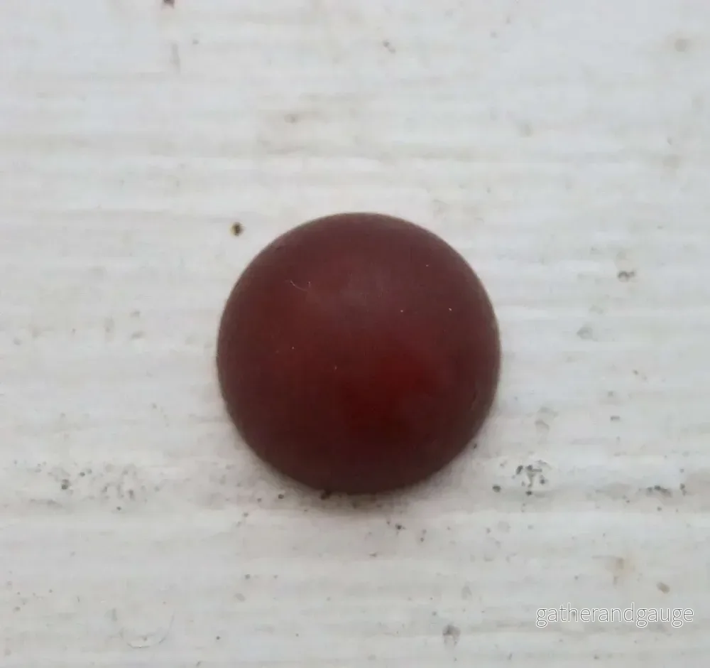 Cabochon av resin – Polaris Brun, 12mm, 1 styck Cabochon av resin – Polaris Brun, 12mm, 1 styck