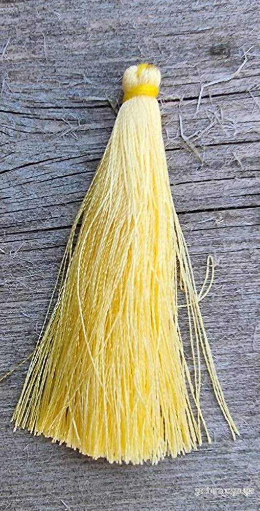 Hänge tassel polyester - Gul 65mm 1 styck