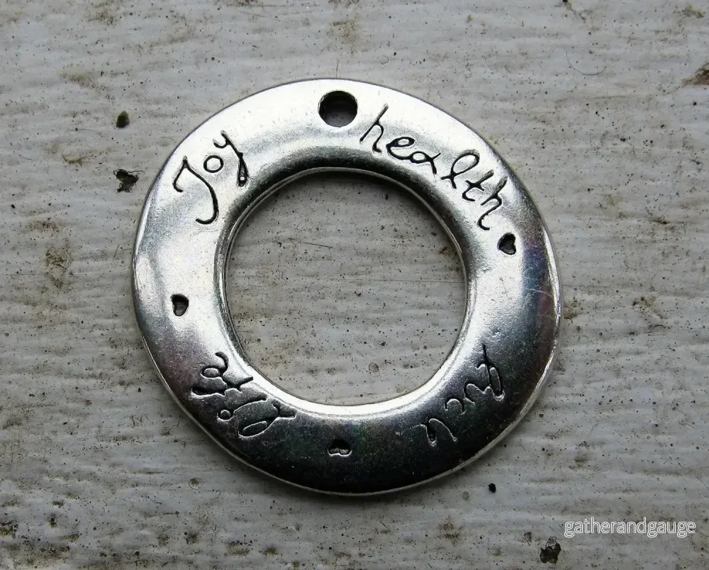 Hänge Silverfärgad - Ring "Joy Health Luck Life" 30mm 1 styck - Bild 2