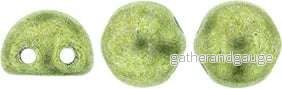 CzechMates Cabochon - Saturated Metallic Greenery 7mm 2-håls, 10-pack