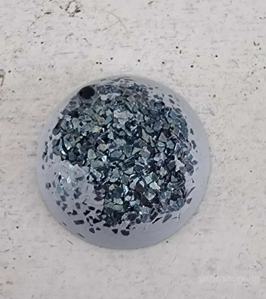 Cabochon Smyckesbetong - Rund Ljusblå 30mm 1 styck