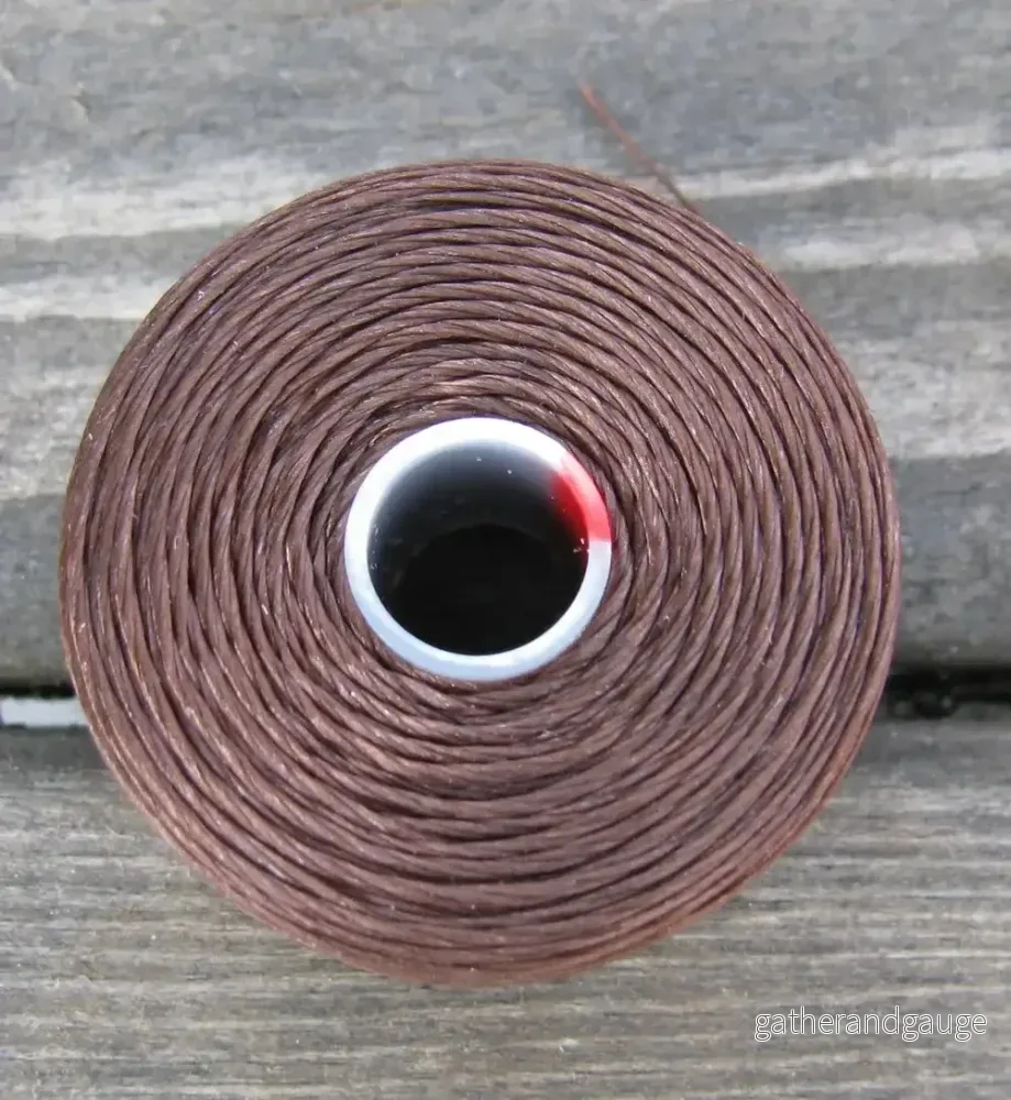 S-Lon Bead thread – Brown, Storlek D, 1 Rulle S-Lon Bead thread – Brown, Storlek D, 1 Rulle