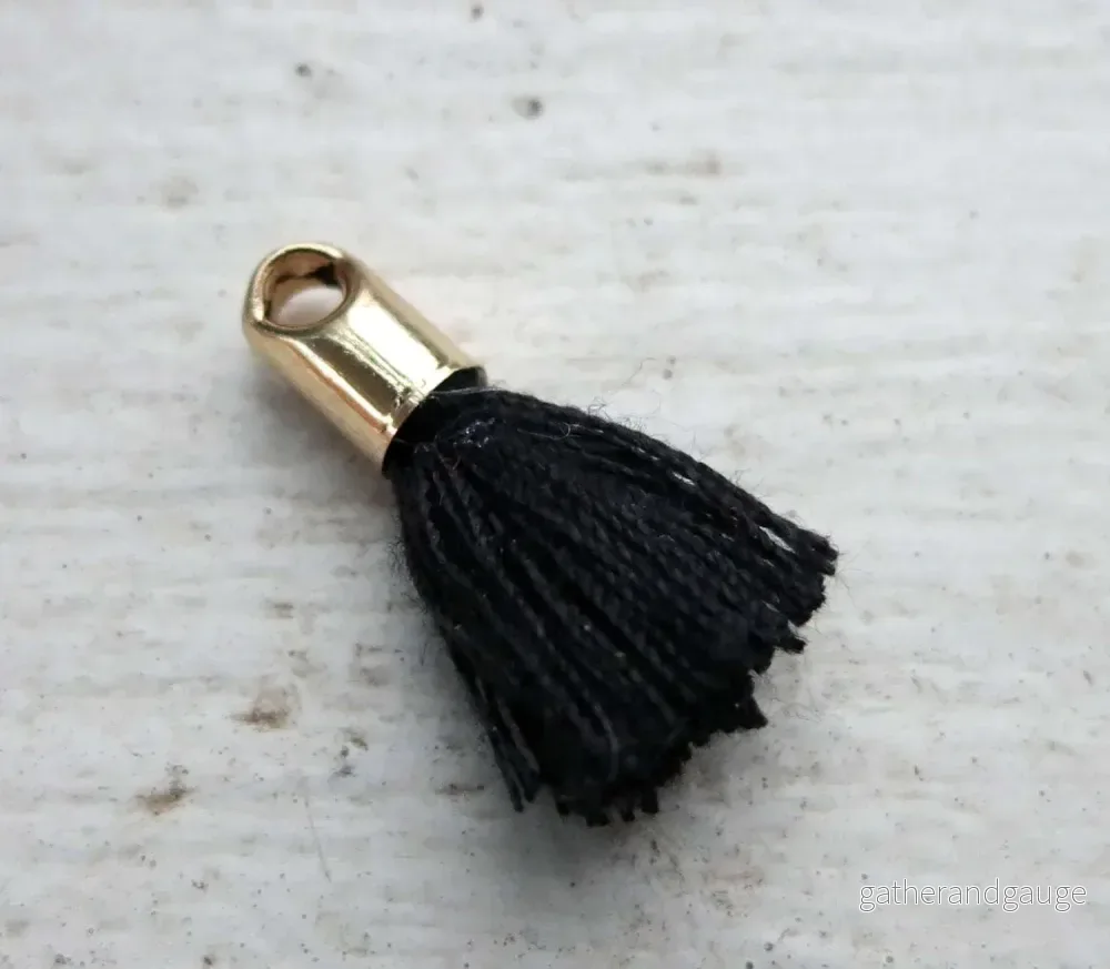 Bomullstofs – Svart / Guld 18mm – 1 Styck