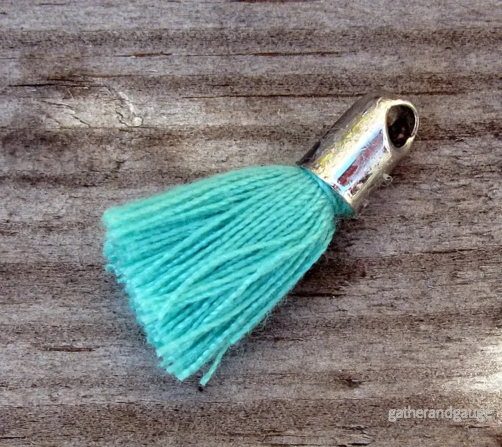 Bomullstofs – Grönturkos 18mm, 1 styck Bomullstofs – Grönturkos 18mm, 1 styck