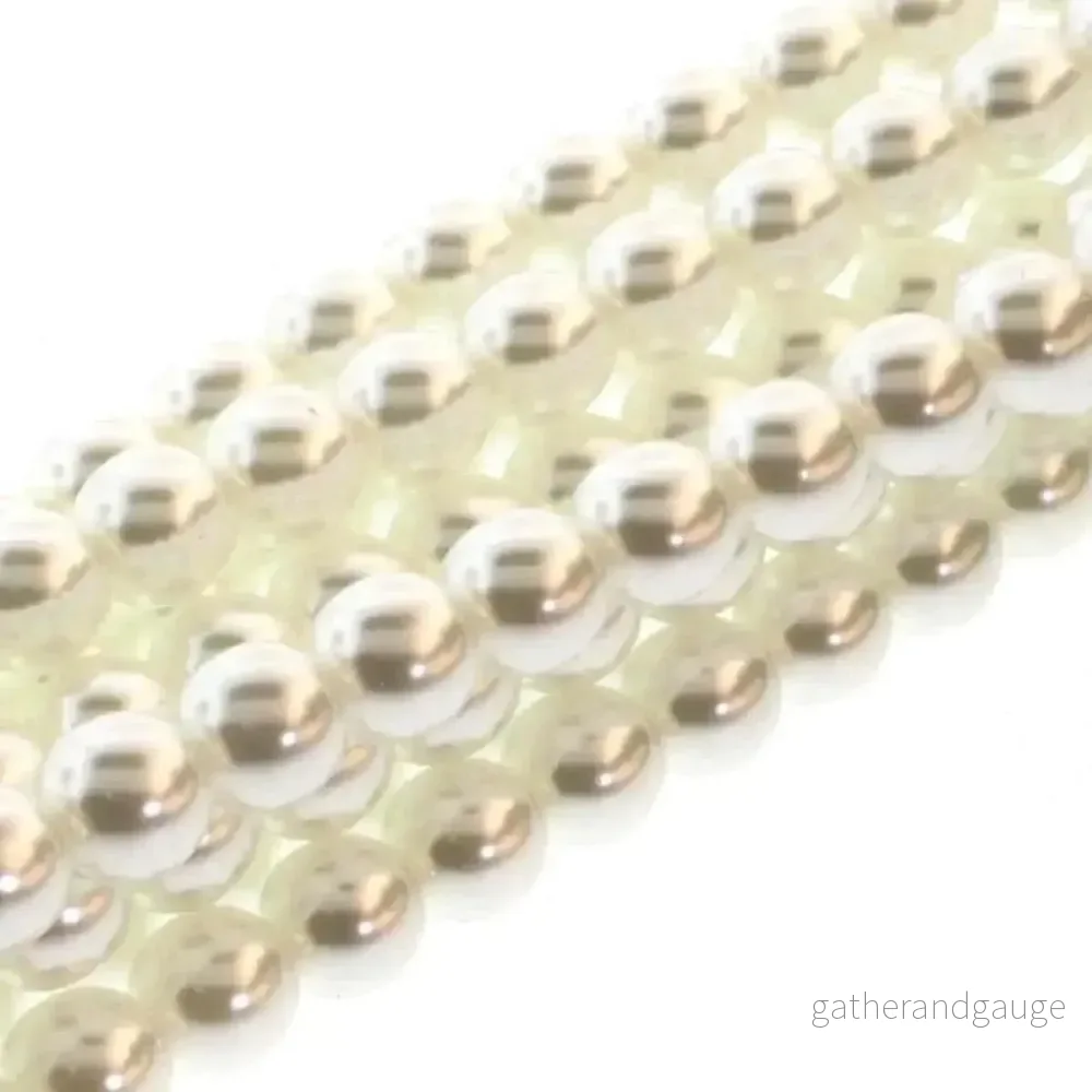 Tjeckiska vaxade glaspärlor - White 3mm, 1 sträng