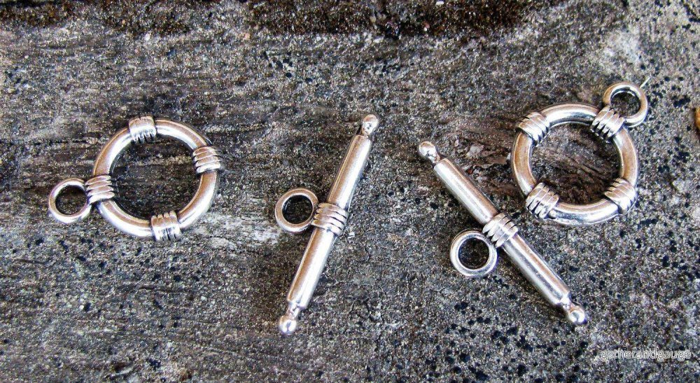 Stavlås Silverfärgat – Runt med ränder 2-pack Stavlås Silverfärgat – Runt med ränder 2-pack
