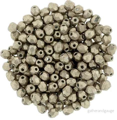 Tjeckiska Firepolish - Saturated Metallic Haselnut 3 mm, 50-pack