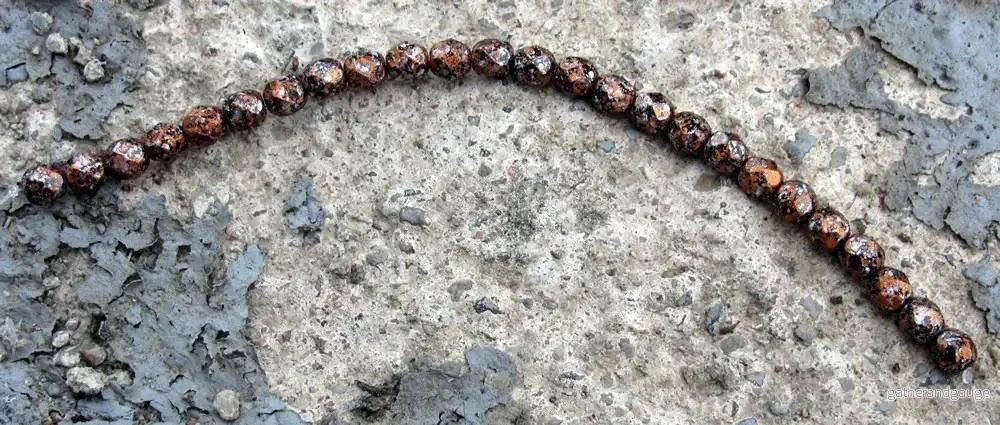 Tjeckiska Firepolish - Tweedy Copper 6mm, 1 sträng - Bild 2