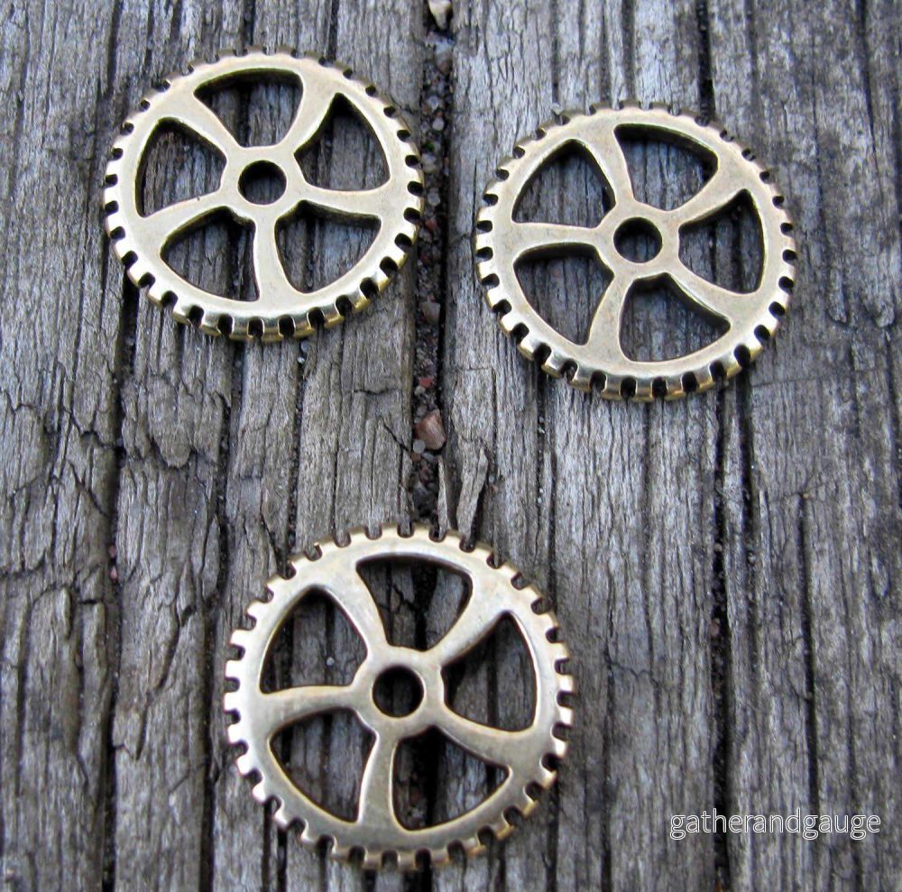 Berlock Bronsfärgad - Kugghjul 18mm, 3-pack