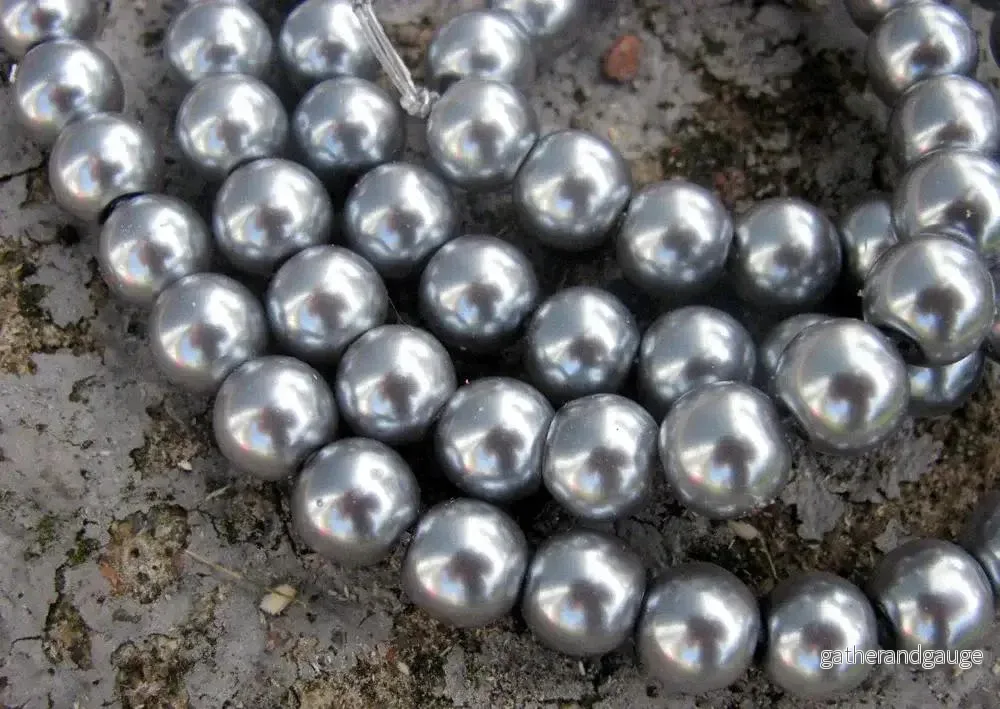 Vaxade glaspärlor - Mörkgrå 8mm 1 sträng - Bild 2