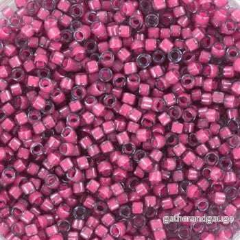 Miyuki Delica - Luminous Jazzberry 11/0, 5 gram