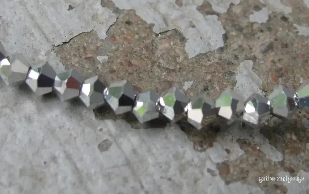 Tjeckiska MC Bicone - Crystal Labrador Full 3 mm, 1 sträng