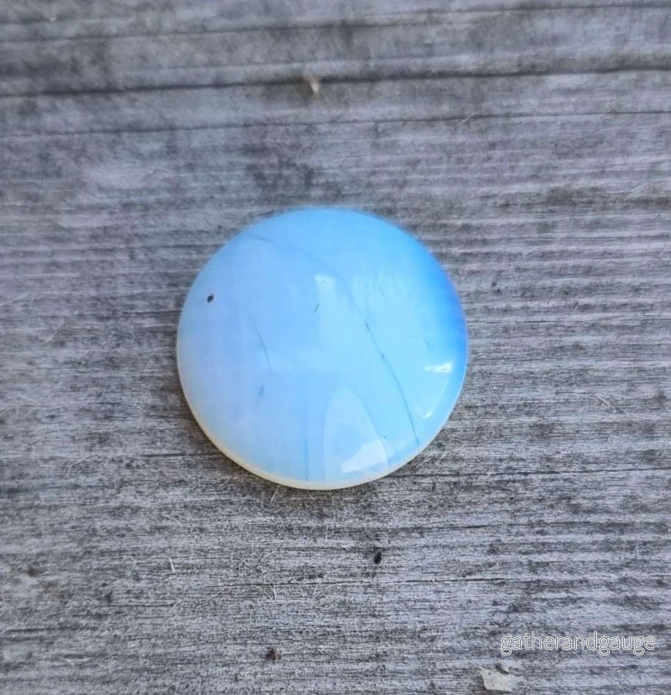 Cabochon - Rund Mjölkig Vit 18mm 1 styck