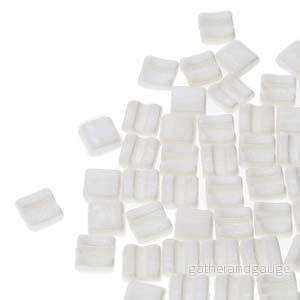 Fixer Bead Horizontal – Chalk White Luster 5 gram Fixer Bead Horizontal – Chalk White Luster 5 gram