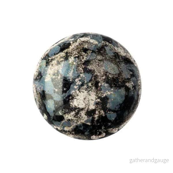 Cabochon par Puca® – Jet New Picasso 18 mm, 1 styck Cabochon par Puca® – Jet New Picasso 18 mm, 1 styck
