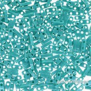 Miyuki Quarter Tila – Opaque Turquoise 5×1,2mm, 5 gram Miyuki Quarter Tila – Opaque Turquoise 5×1,2mm, 5 gram