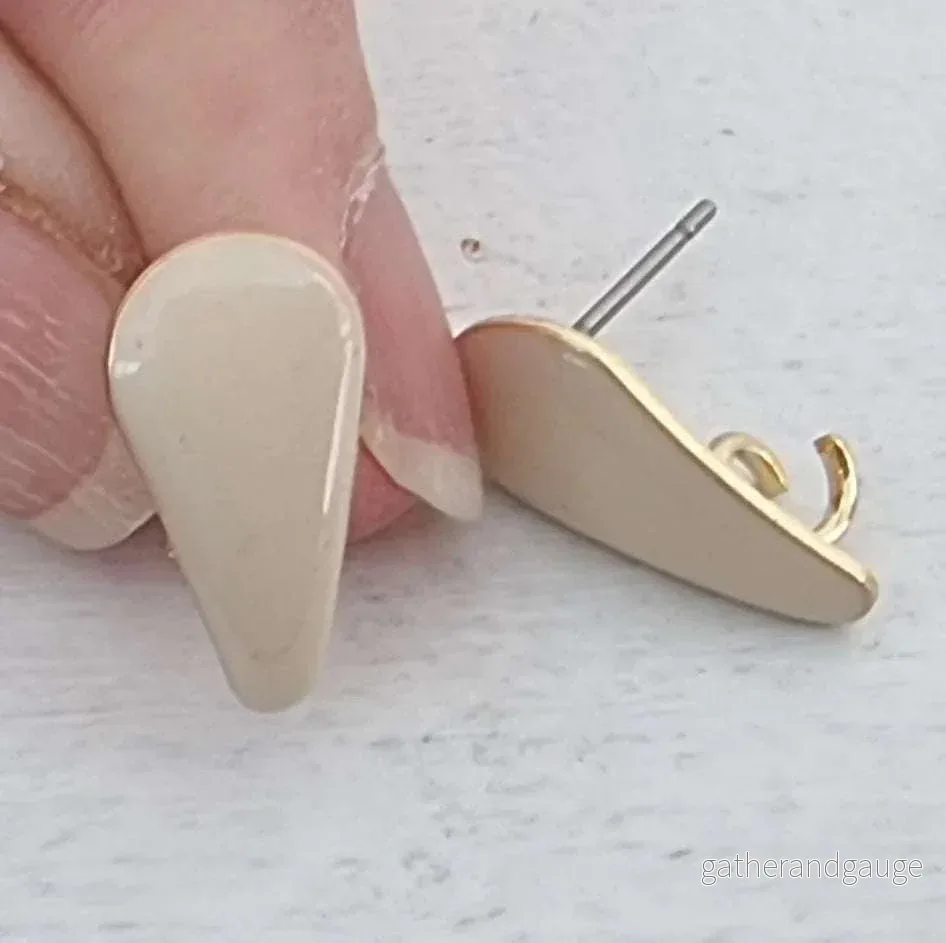 Örstickare Emalj – Ivory Droppe, 2-pack Örstickare Emalj – Ivory Droppe, 2-pack